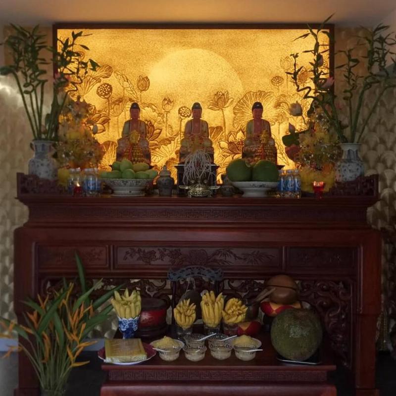 Đồ cúng trên bàn thờ Tam Thế Phật nên dùng hoa quả