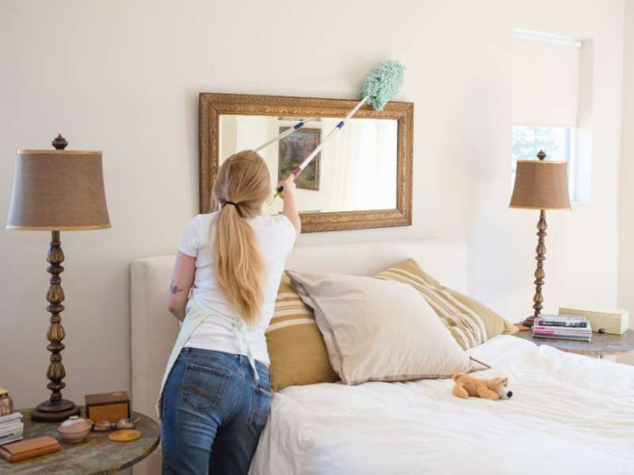 Gợi ý cách chữa tật nói mơ khi ngủ - Dọn dẹp phòng ngủ thường xuyên